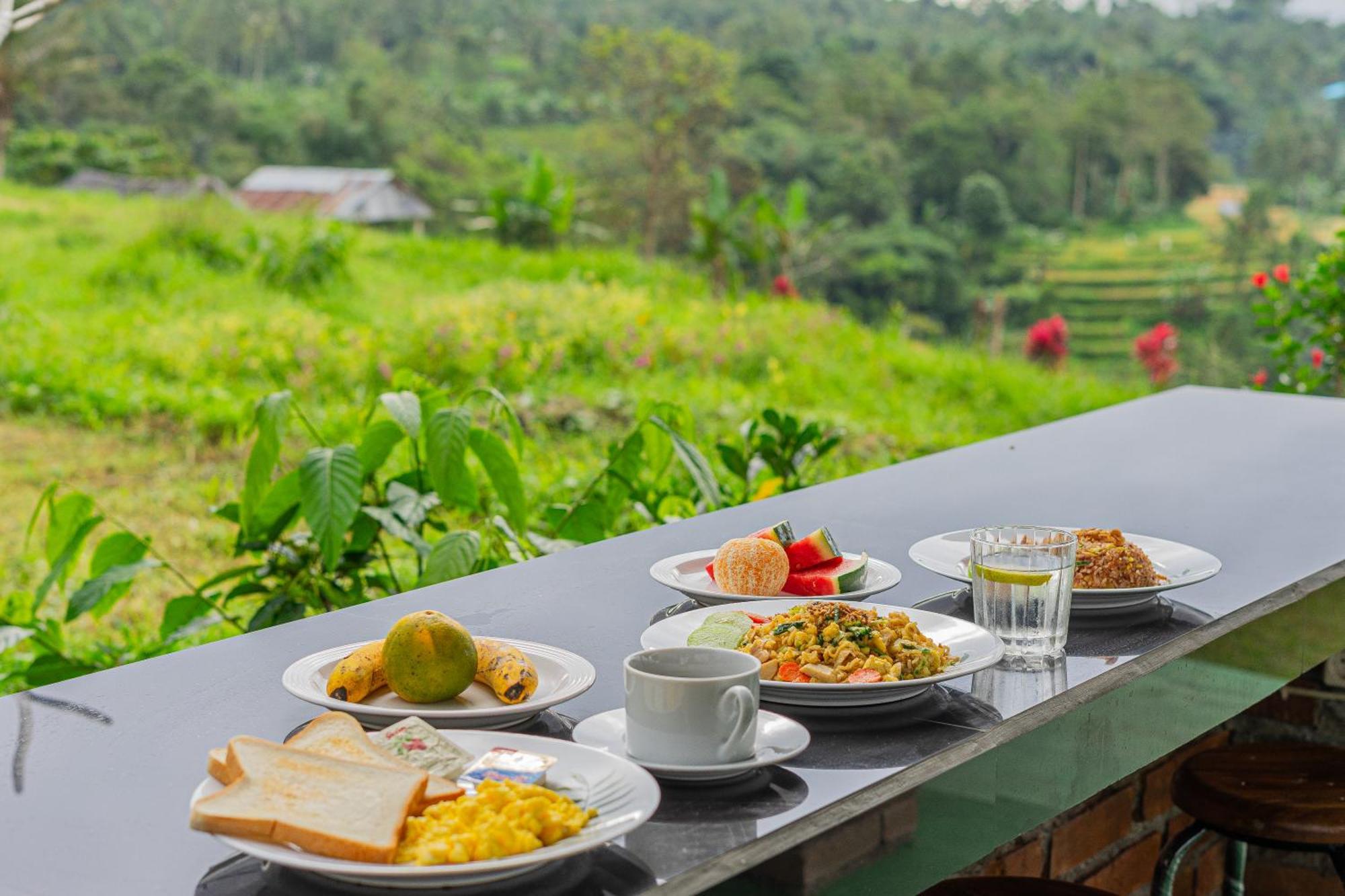 Santya Loka Lodge & Twin Waterfall Jatiluwih Zimmer foto